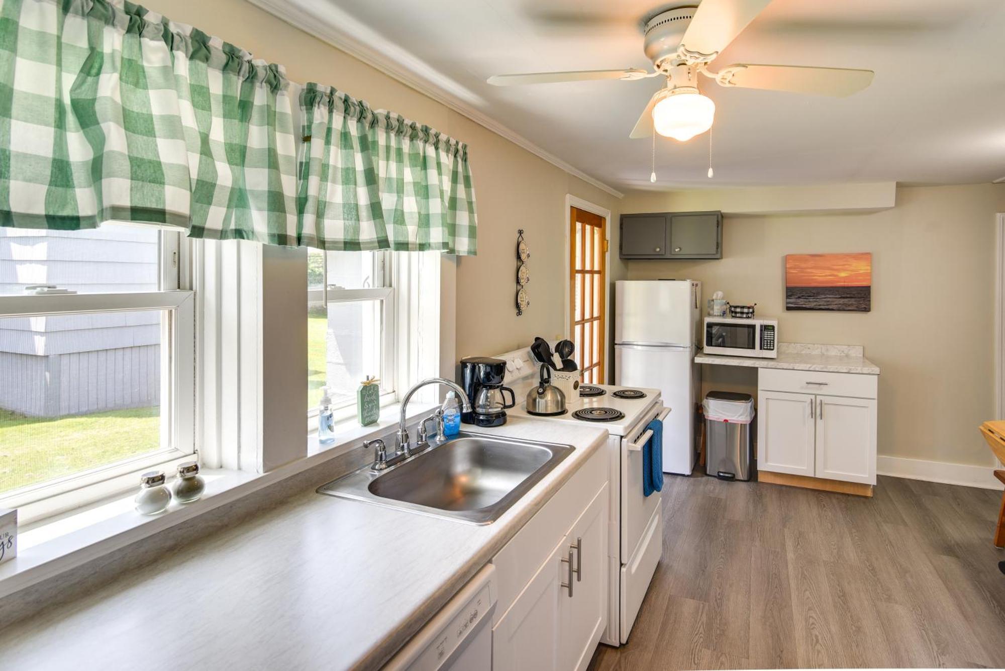 Newport House Less Than 3 Mi To Beaches And Bowens Wharf! Экстерьер фото